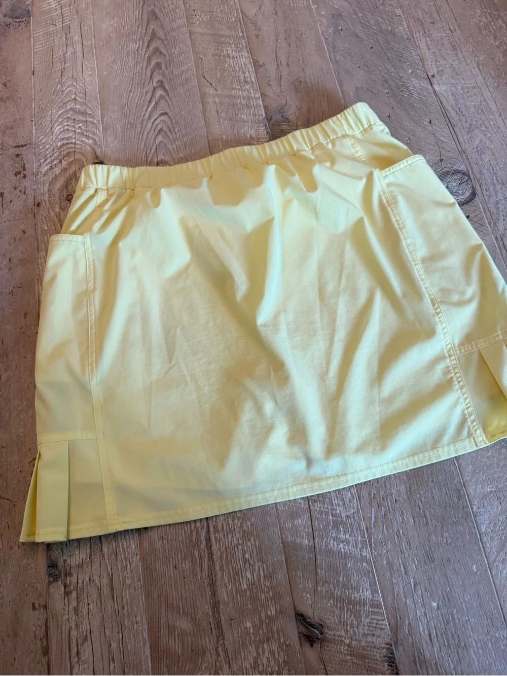 Chico's Yellow Pleated Hem Skort Pockets